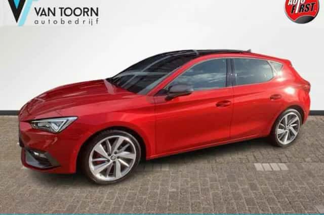 SEAT Leon (2022) thumbnail 1