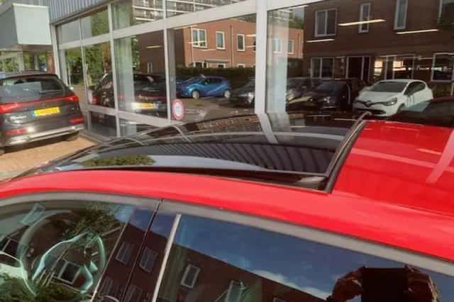 SEAT Leon (2022) thumbnail 5