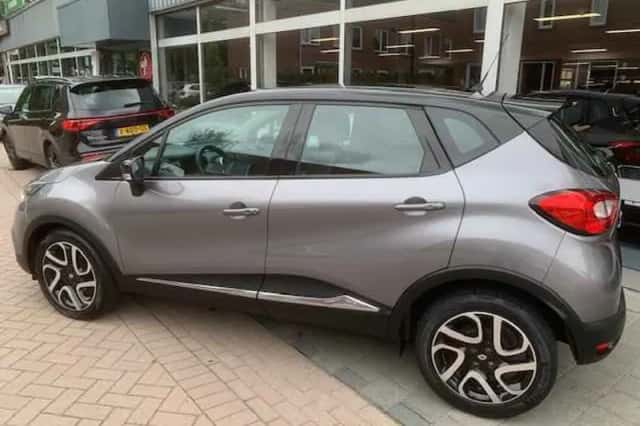 Renault Captur (2014) thumbnail 4