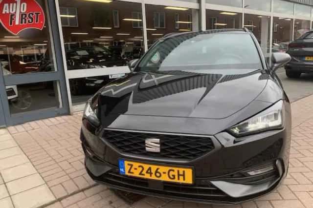 SEAT Leon (2020) thumbnail 2