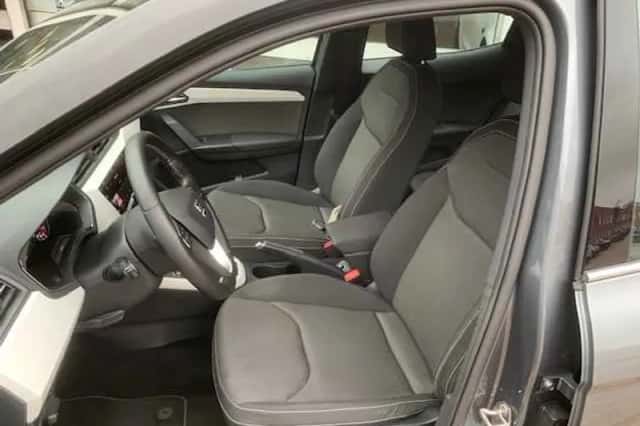 SEAT Arona (2018) thumbnail 5