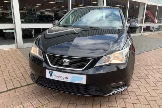 SEAT Ibiza (2017) thumbnail 2