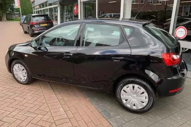SEAT Ibiza (2017) thumbnail 4