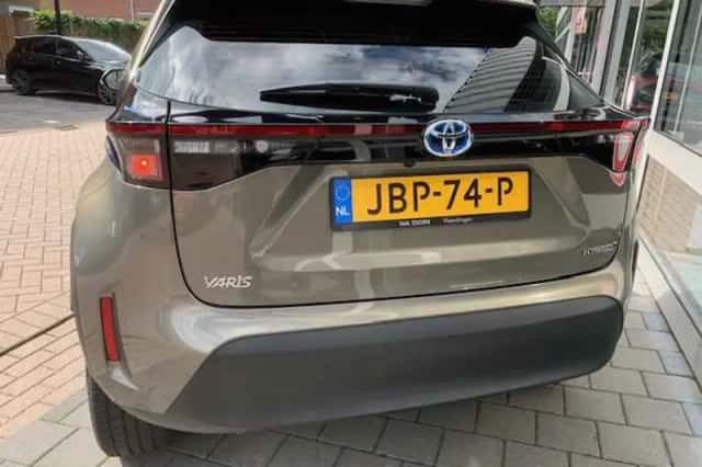 Toyota Yaris Cross (2024) thumbnail 3