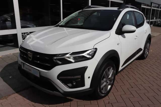 Dacia Sandero (2021) thumbnail 3