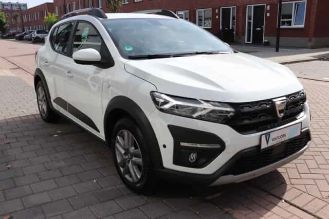 Dacia Sandero (2021) thumbnail 5