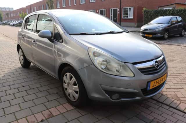 Opel Corsa (2008) thumbnail 5
