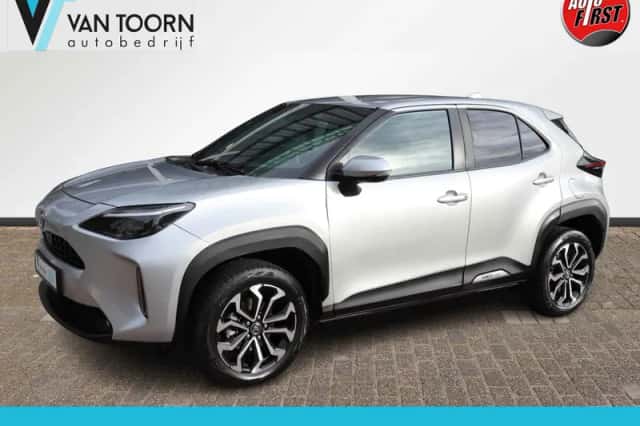 Toyota Yaris Cross (2022) thumbnail 1