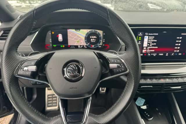 Škoda Octavia (2022) thumbnail 4