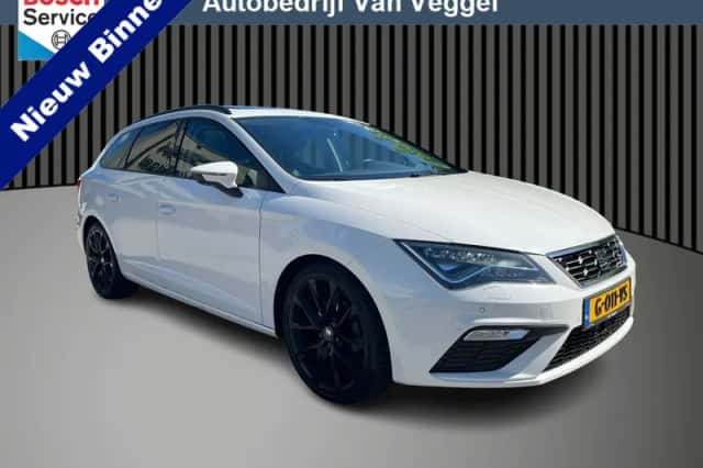 SEAT Leon (2019) thumbnail 1