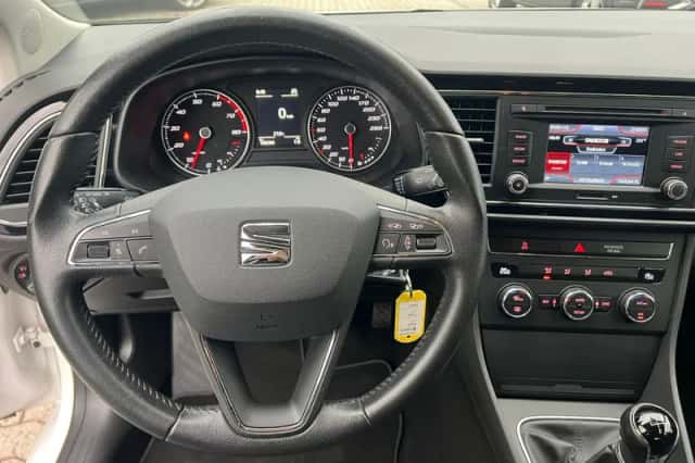 SEAT Leon (2013) thumbnail 4
