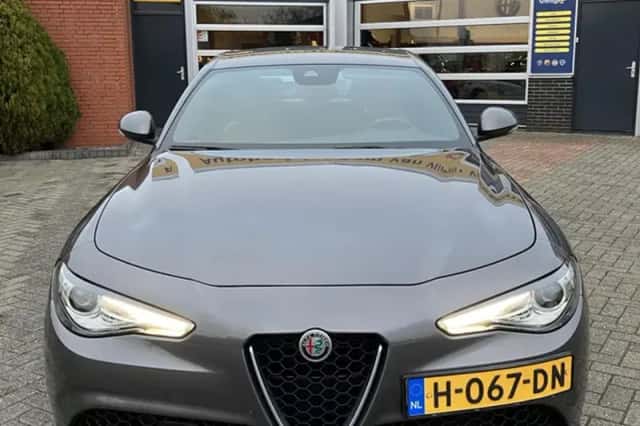 Alfa Romeo Giulia (2020) thumbnail 4