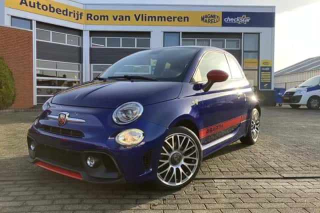 Abarth 595 (2021) thumbnail 1