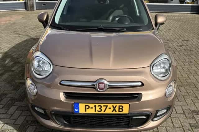 Fiat 500 (2018) thumbnail 3