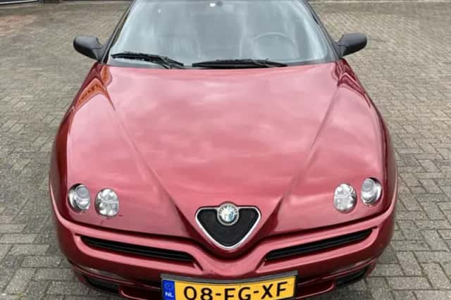 Alfa Romeo Spider (2000) thumbnail 4