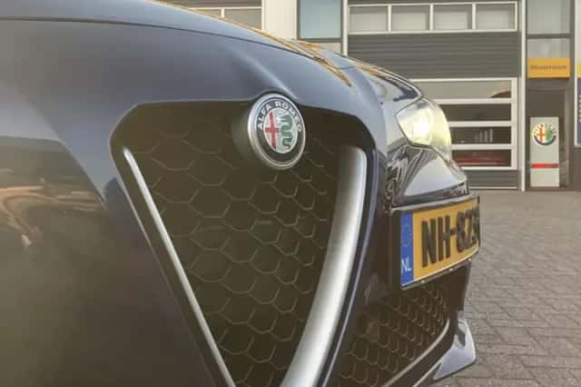 Alfa Romeo Giulia (2017) thumbnail 6