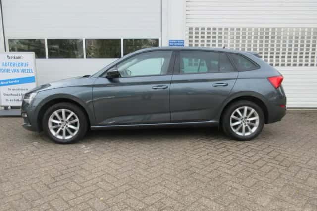 Škoda Scala (2019) thumbnail 2