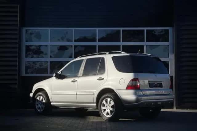 Mercedes-Benz M-Klasse (2003) thumbnail 4