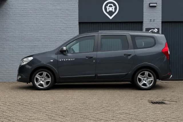 Dacia Lodgy (2019) thumbnail 3