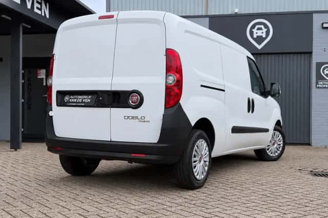 Fiat Doblò (2015) thumbnail 6