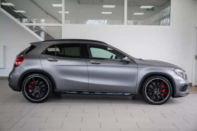 Mercedes-Benz GLA-Klasse (2015) thumbnail 1