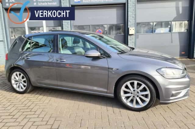Volkswagen Golf (2017) thumbnail 1