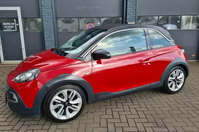 Opel Adam (2016) thumbnail 1