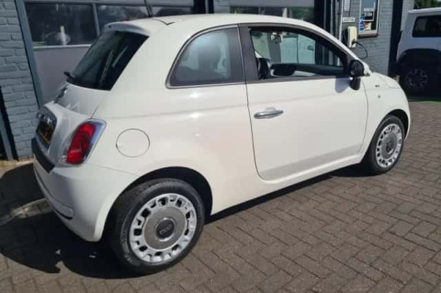 Fiat 500 (2014) thumbnail 2