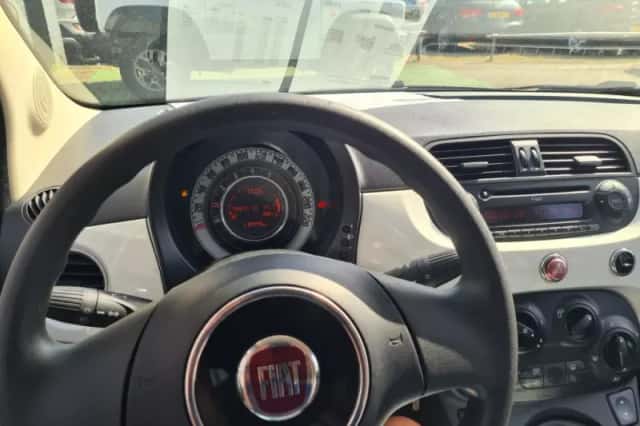 Fiat 500 (2014) thumbnail 5