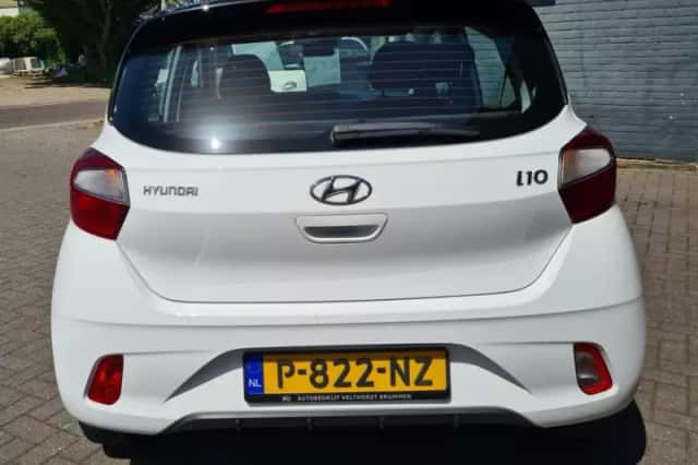 Hyundai i10 (2022) thumbnail 4