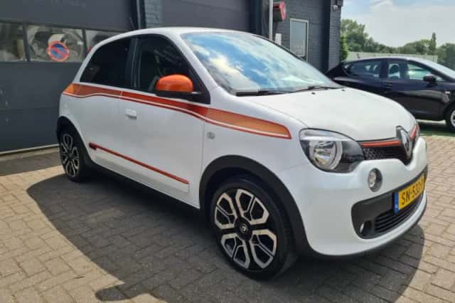 Renault Twingo (2018) thumbnail 2