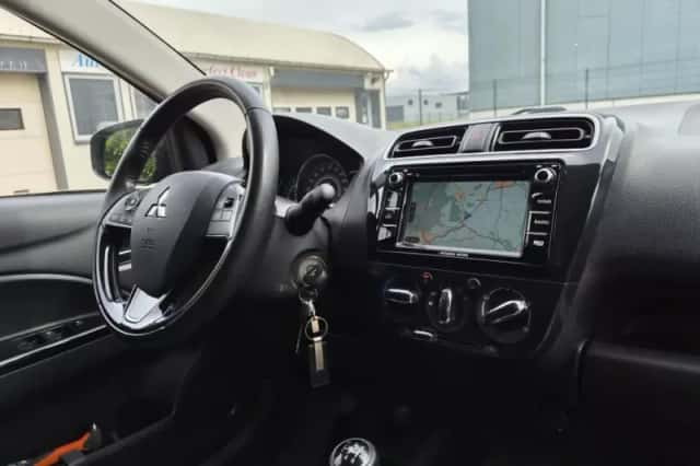 Mitsubishi Space Star (2017) thumbnail 6