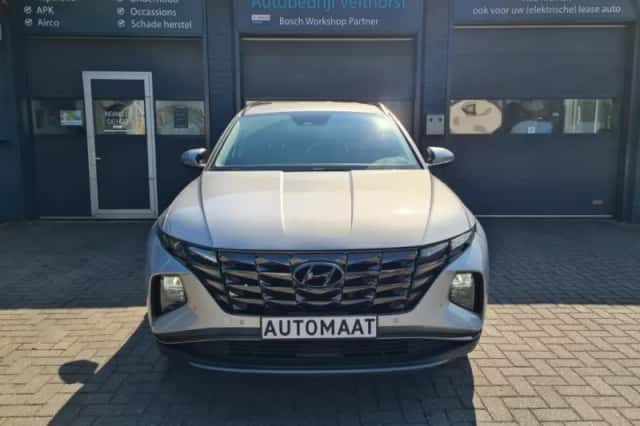 Hyundai Tucson (2021) thumbnail 3