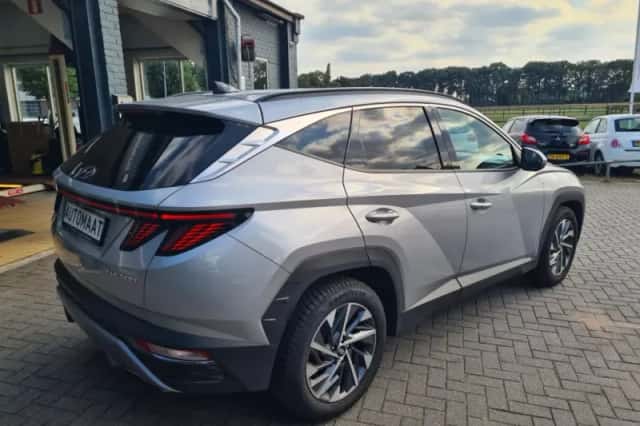 Hyundai Tucson (2021) thumbnail 4