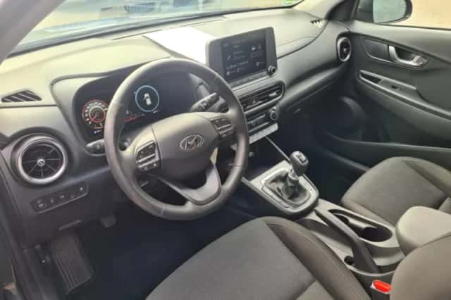 Hyundai Kona (2022) thumbnail 6