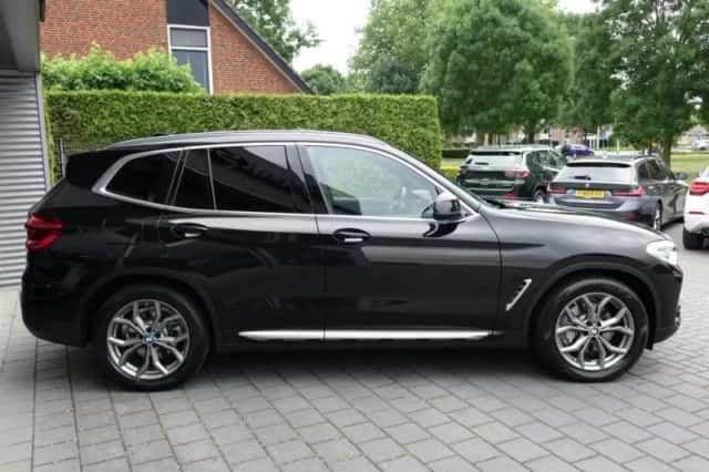 BMW X3 (2020) thumbnail 4