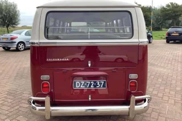 Volkswagen Transporter (1967) thumbnail 5