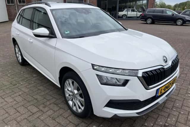 Škoda Kamiq (2020) thumbnail 3