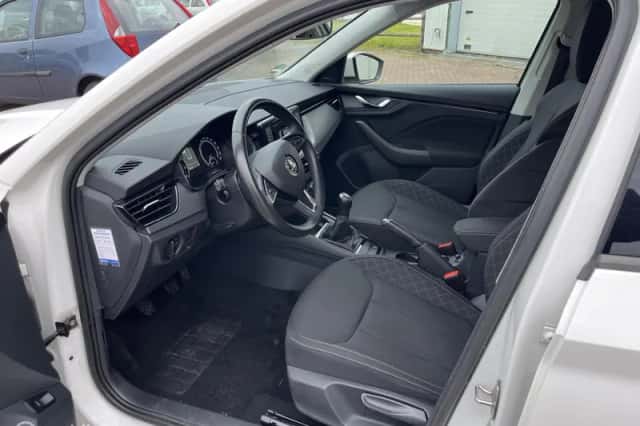 Škoda Kamiq (2020) thumbnail 6