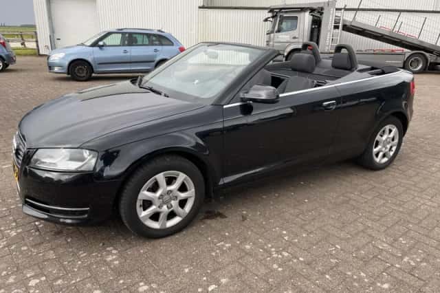 Audi A3 (2011) thumbnail 2