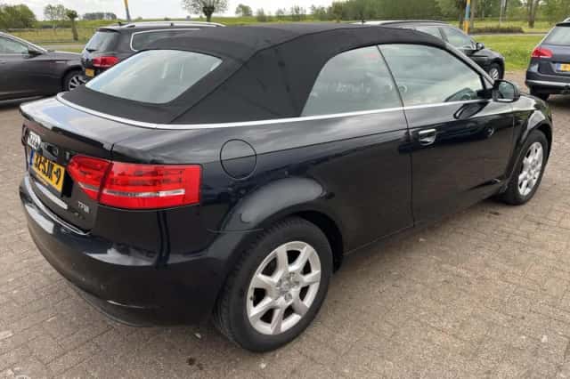 Audi A3 (2011) thumbnail 4
