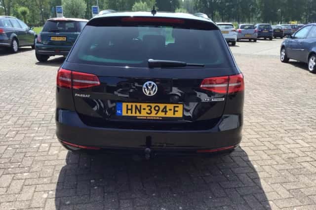 Volkswagen Passat (2016) thumbnail 4