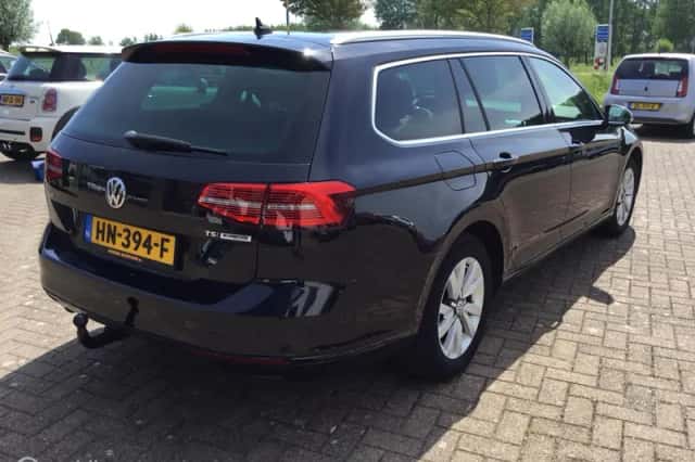 Volkswagen Passat (2016) thumbnail 5