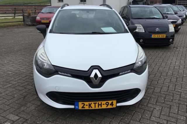 Renault Clio (2013) thumbnail 2