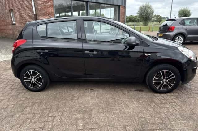 Hyundai i20 (2010) thumbnail 4