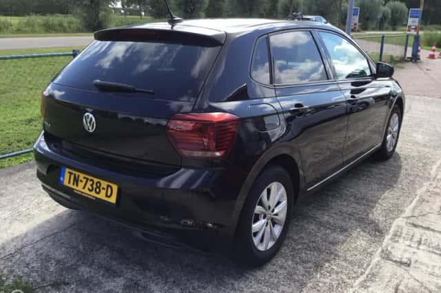 Volkswagen Polo (2017) thumbnail 4