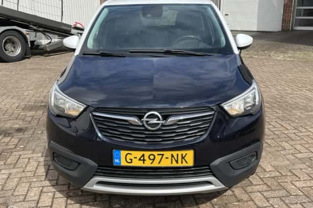Opel Crossland (2019) thumbnail 2