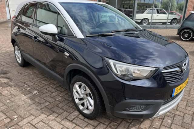 Opel Crossland (2019) thumbnail 3