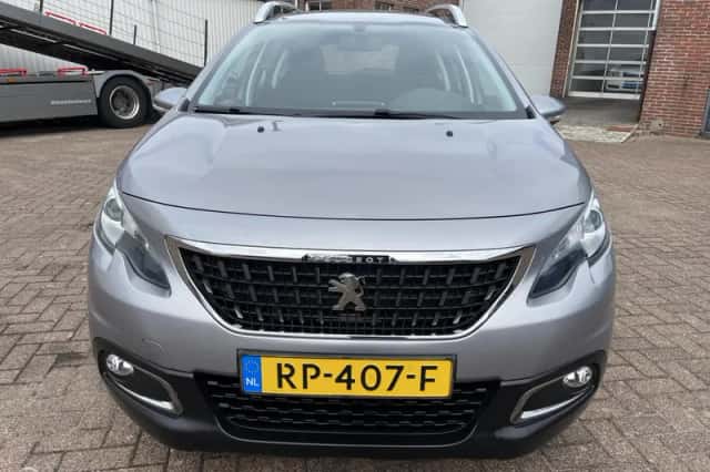 Peugeot 2008 (2018) thumbnail 2
