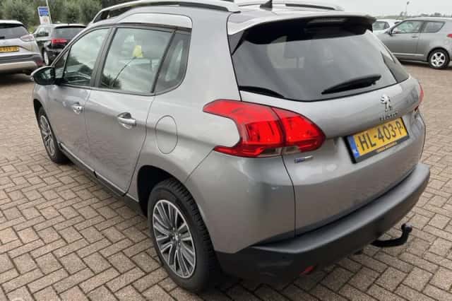 Peugeot 2008 (2015) thumbnail 5